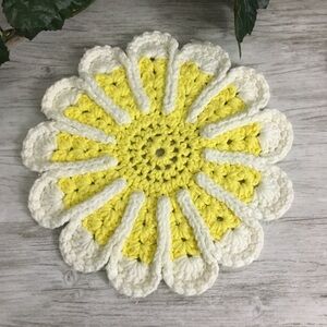 Yellow White Doily Cotton Crochet Knit Round Flower Cottage Farmhouse Scalloped